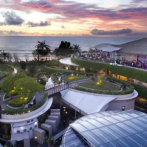 Yello Kuta Beachwalk Bali فندق كوتا