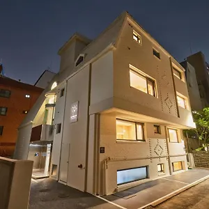 Dandelion Sinsa 1 ソウル特別市