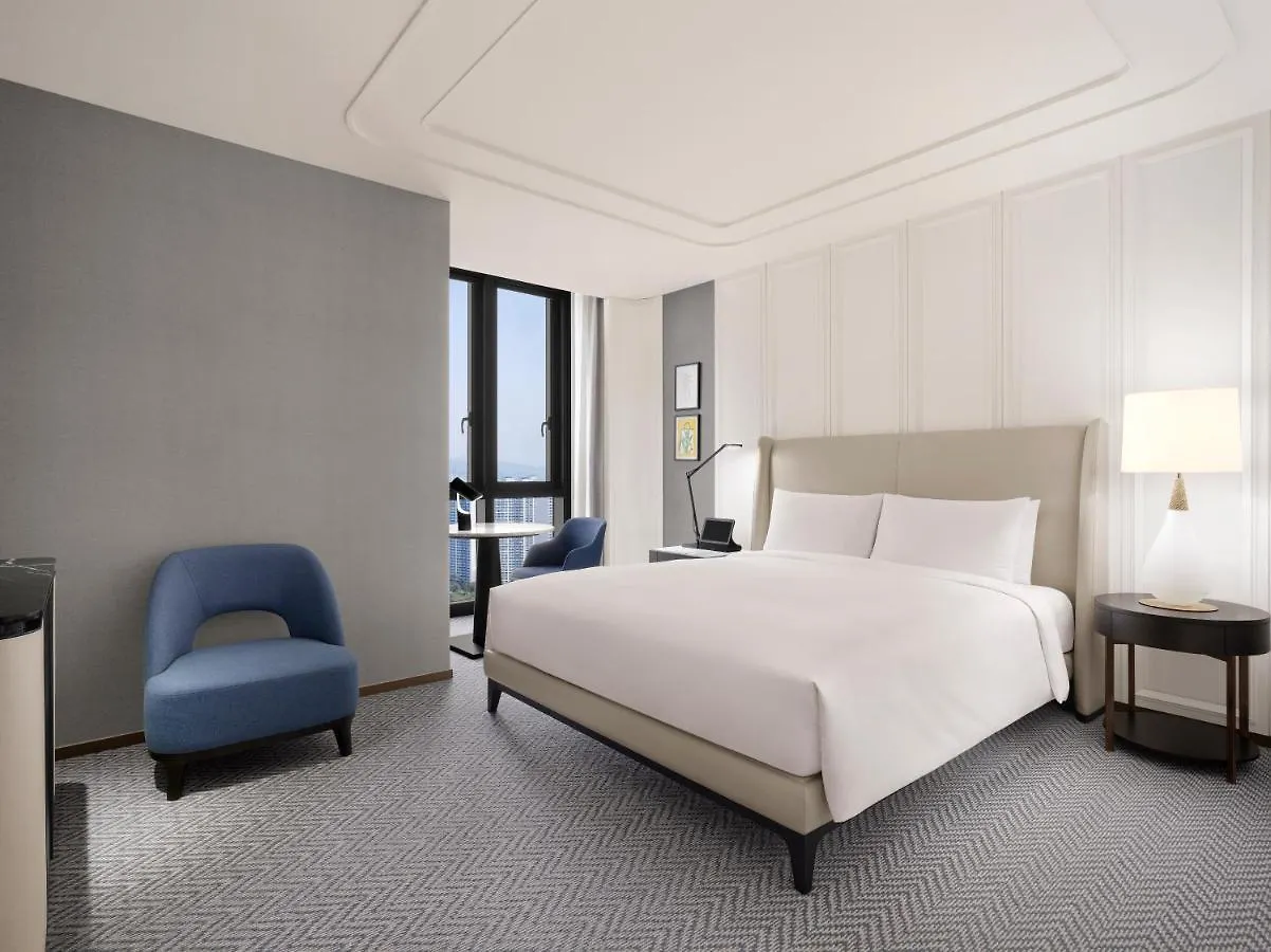 Sofitel Ambassador Seoul Hotel & Serviced Residences