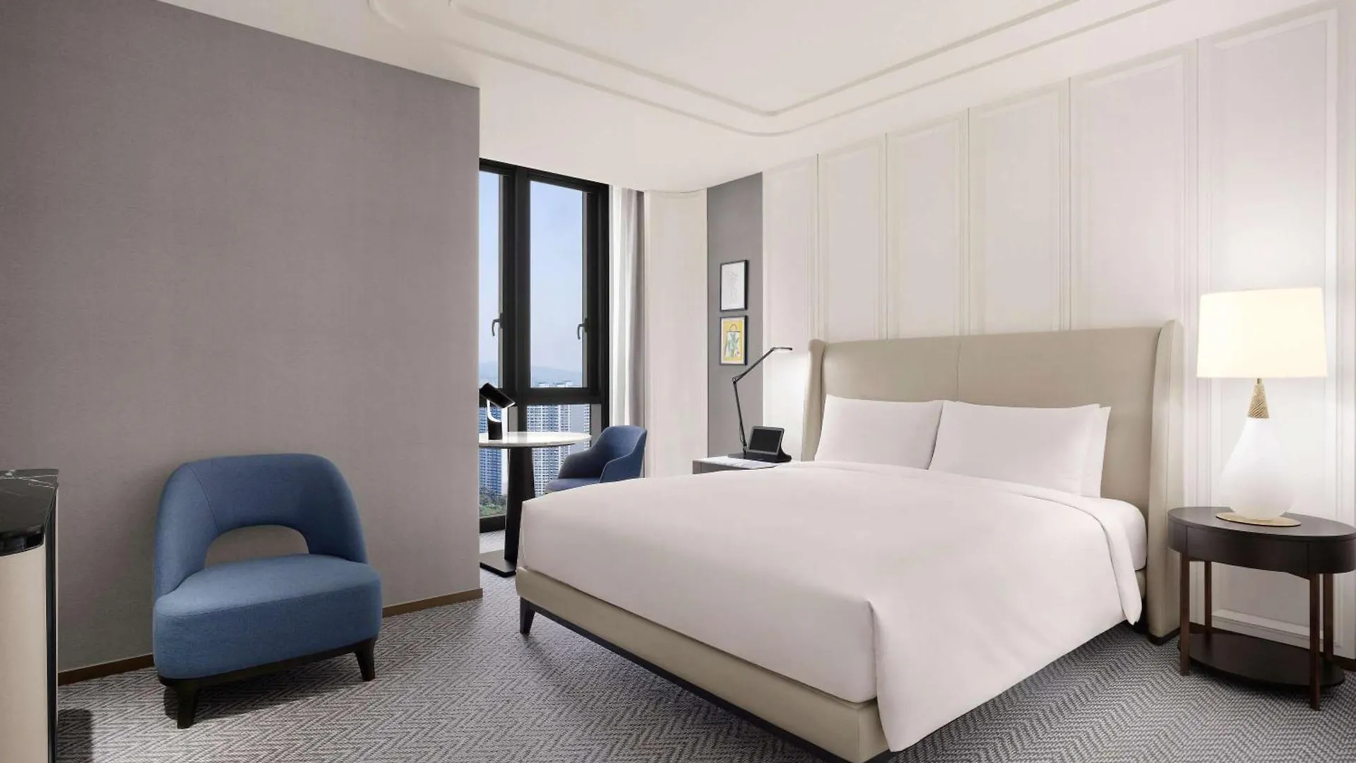 Sofitel Ambassador Seoul Hotel & Serviced Residences 5*,