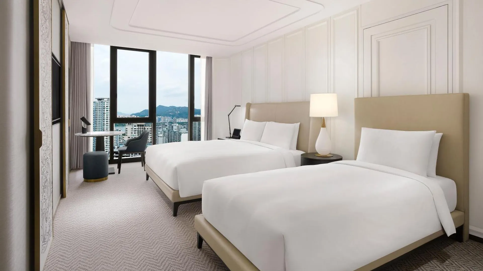 Sofitel Ambassador Seoul Hotel & Serviced Residences 5*,