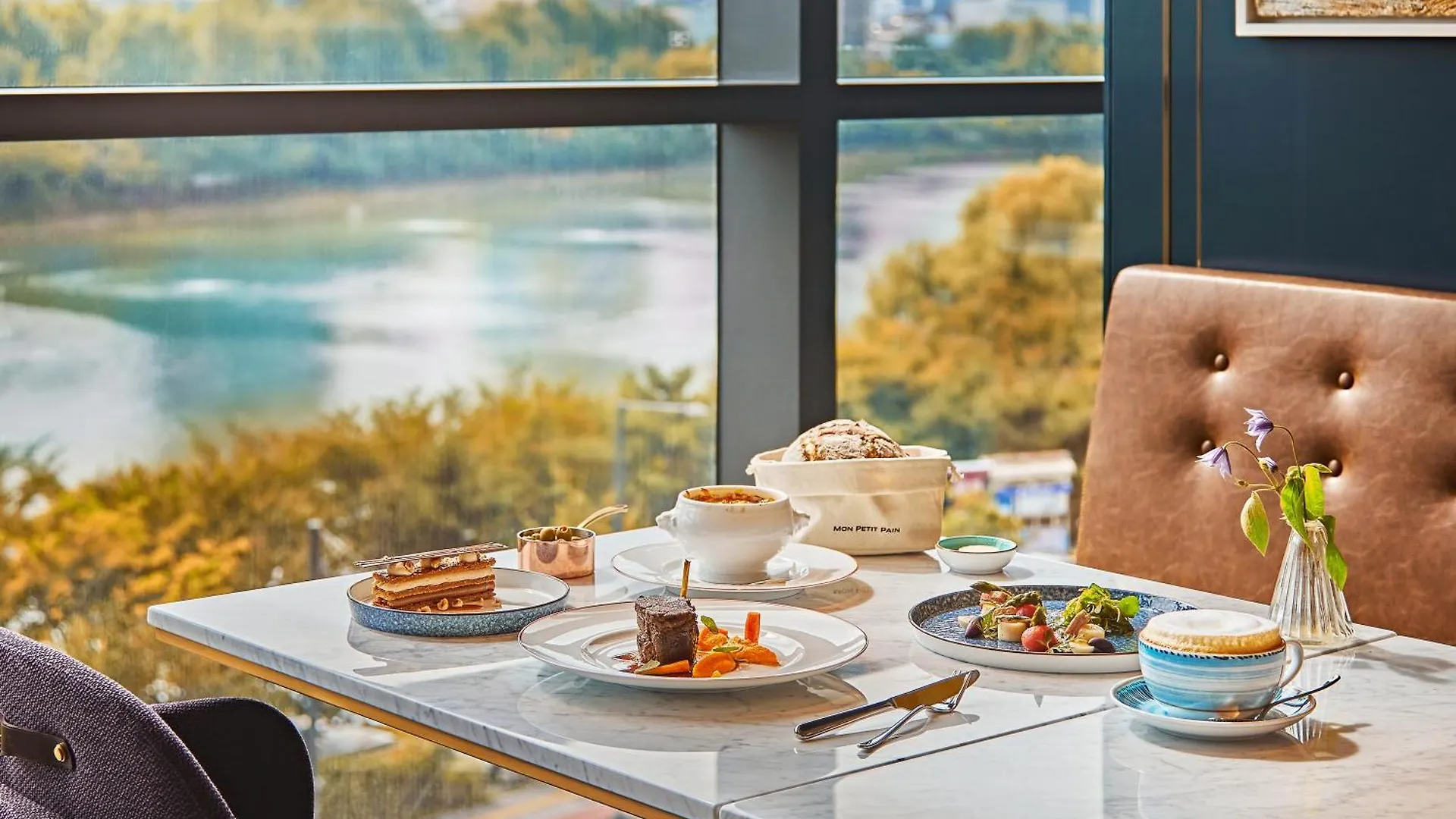 Sofitel Ambassador Seoul Hotel & Serviced Residences